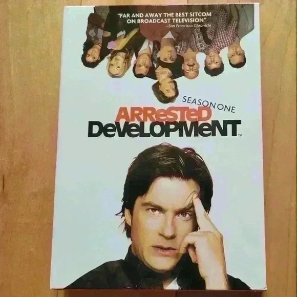 Arrested Development - Season 1 - Picture 1 of 3